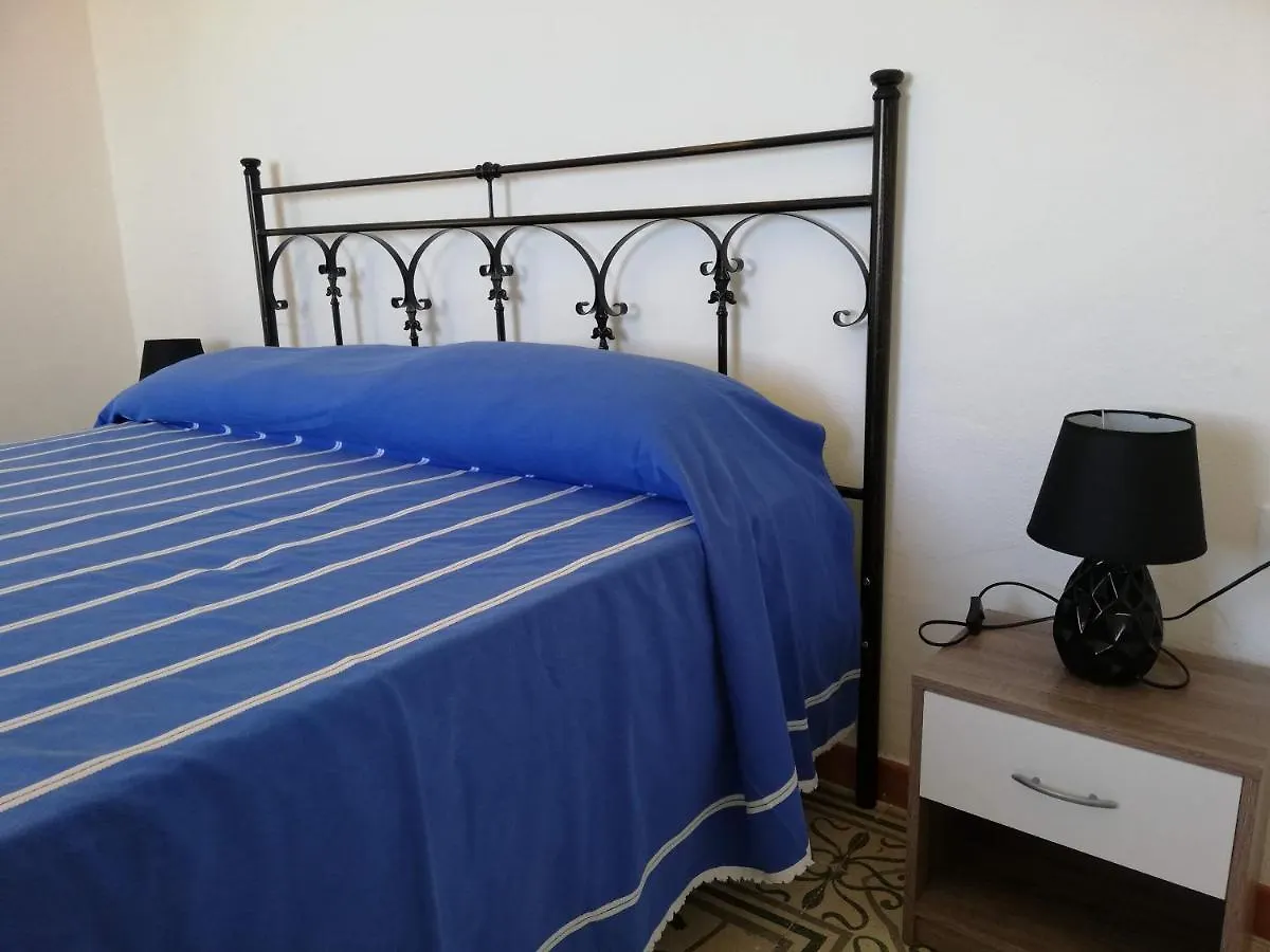 Residenza Dei Baroni - Dammusi Bed&Relax Pantelleria Tracino
