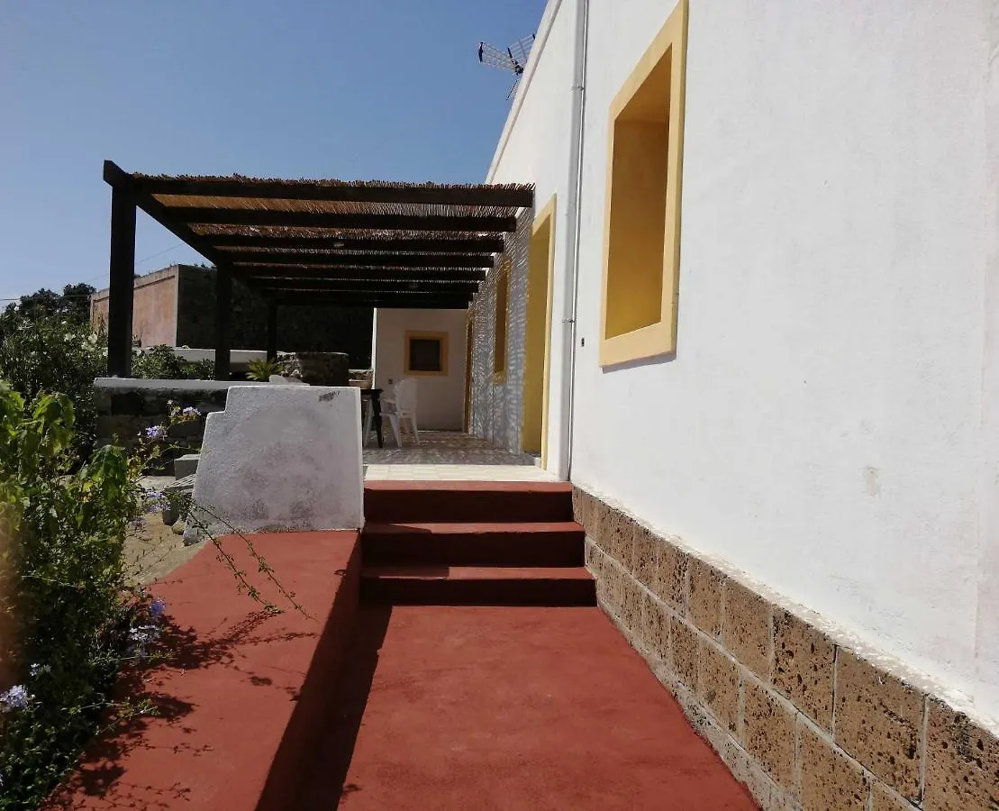 Residenza Dei Baroni - Dammusi Bed&Relax Pantelleria 0*, Tracino Italy